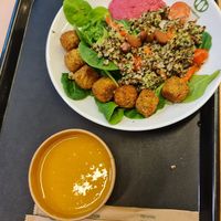  at LIS - Go Natural - T1 in Lisbon