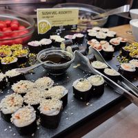 Sushis at buffet at Ops Cucina Mediterranea in Rome