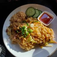 Pad thai tofu at TAKE in Mechelen