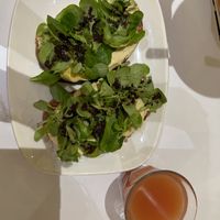 Hummus toast  at Mi HABITACIÓN Favorita in Zaragoza