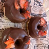 The best donuts, sandwiches and staff! So kind and accommodating. Beautiful decor   at Veg'Anne By Anne Dorcay in Paris