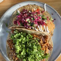Taco tinga and taco Baja   at Sarumino in Mexico City