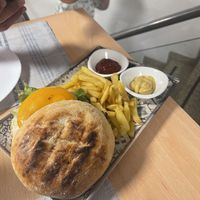 Hamburguesa vegana  at A Cova do trasno in O Grove