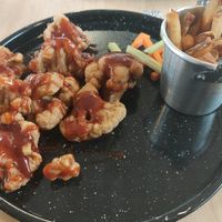 Cauliflower wings at ChapiYork in Bogota
