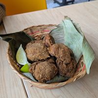 Chicharrones carnudos fungi con ají de lulo at ChapiYork in Bogota