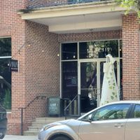 Vinia outside at VINIA Wine & Kitchen in Winter Park