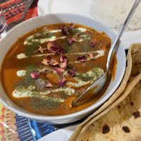 Poulet végane au beurre  at Tula in Montreal