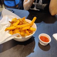 Vegan chips at Cafe No 5 in Kinver