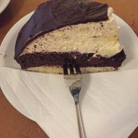 Donauwelle vegan (3,40€) at Cafe Miller in Hamburg