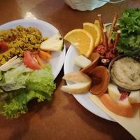 Scrambled Tofu and Vegan Breakefast at Cafe Miller in Hamburg