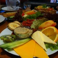 vegan breakfast at Cafe Miller in Hamburg