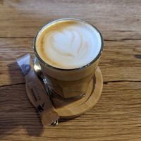 Corrado au lait d'avoine at Gato Legal Coffee Roastery in Ponta Do Pargo