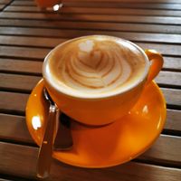 Vegan decaffeinated cappuccino at Gato Legal Coffee Roastery in Ponta Do Pargo