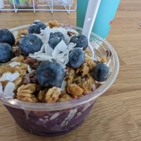 Vegan granola topper at Mamaka Bowls in Norman