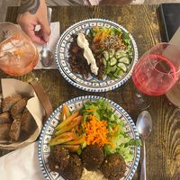 Top: Vegan Kebab with vegan sauce & salad
Bottom: Falafel Plate with hummus and salad at Ecologica Bistrot in Palermo