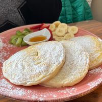 Sweet pancakes with fruit (Vegetarian) at Perth in Santa Maria Da Feira