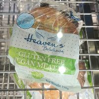 gluten-free vegan meat pie at MEL - Daniel's Donuts - T4 & T1 in Melbourne