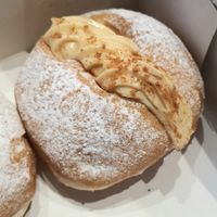 Vegan Apple Custard at MEL - Daniel's Donuts - T4 & T1 in Melbourne