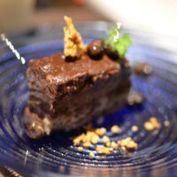 Vegan chocolate cake at Iki Laboratory in Sapporo