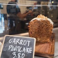  at Doux-Amer Café in Valencia