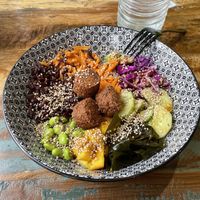 Falafel Poke Bowl  at NUABOL in Saumur