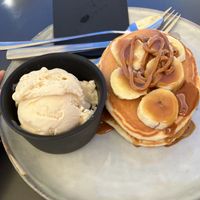 lotus pancakes with ice cream at Bakery Giusy in Gran Canaria
