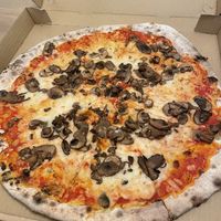 Vegan cheese and mushrooms 😍😍  at Fire Engine Pizza Company 3 in Shelton