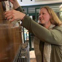 Pouring cider!!!   at La Sidreria in Milan