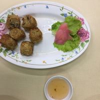 Vegan crab cakes at Sutunthip Vegetarian Food in Bangkok