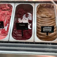 Cherry, cassis, chocolate   at [ais] - Eismanufaktur in Cologne