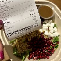 Beetroot Feta Quinoa (Feta entfernt )  at Sprout in Muscat