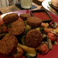 Falafel auf Grillgemüse  at Ambach in Idstein