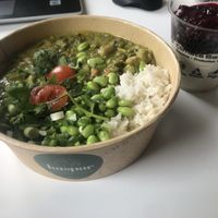 Warme Bowl. Auch in Wiederverwendbarer Verpackung möglich .  at Kaspar Schmauser in Furth