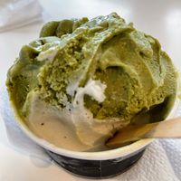 Matcha and toasted coconut   at HeladoDude in Santo Domingo