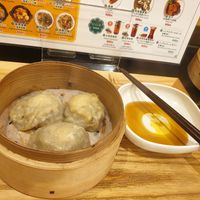 Steamed dumplings at Taiwan Vegan Yoichi in Osaka