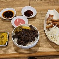 One of the set menus with included sides at TW Vegan Night Market in Osaka