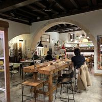 Cozy and hip look  at Chiodo Show-room con cucina in Siracusa