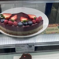 Vegan cake  at Organa Miraflores in Lima