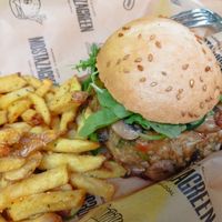  at Mostaza Green Burger in Granada