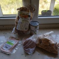 Compra: filetes de soja text., jackfruit, hamburguesas beyond meat (a granel), heura de foodsfortomorrow (a granel) y jamón york vegano at Viva la Vida - Veganamente in Bilbao