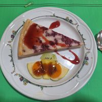 Tarta de limón y fresas at Pepintxo in Barakaldo