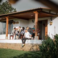 Con amigos disfrutando el amanecer  at Casa Madre Raiz  in Sotaquira