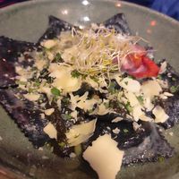 Raviolis de carbón at Manipura in Tenerife