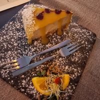 Raw mango cheesecake at Manipura in Tenerife