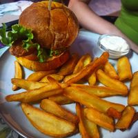 Burguer no fish at Manipura in Tenerife