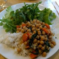 Cheakpeas curry at Quintal Bioshop in Porto