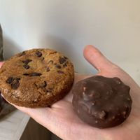 Cookie chocolat et praliné choco-noisettes😍  at Oh Faon - La Biscuiterie in Marseille