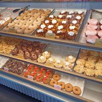 The window at Brammibal's Donuts - Jungfernstieg in Hamburg