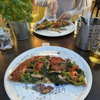 Pizza Phil 30cm with fresh basil   at Nueva Tahona Pizzeria in Frigiliana