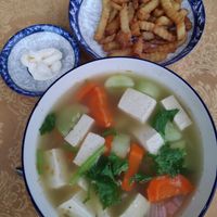 Vegetable and tofu soup at Six Friends Restaurant in Thakhek